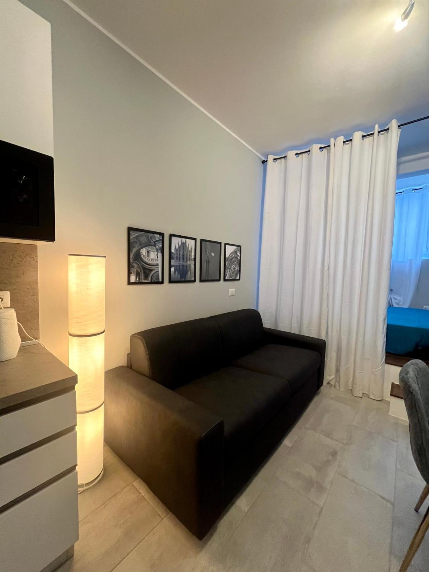 Вилла Residenza Elegante - A 5 Fermate Dal Duomo Милан Экстерьер фото